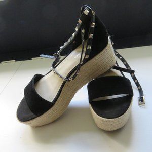 Marc Fisher Black Suede Leather Upper Jazlyn Open Toed Wrap Around Strap Wedges